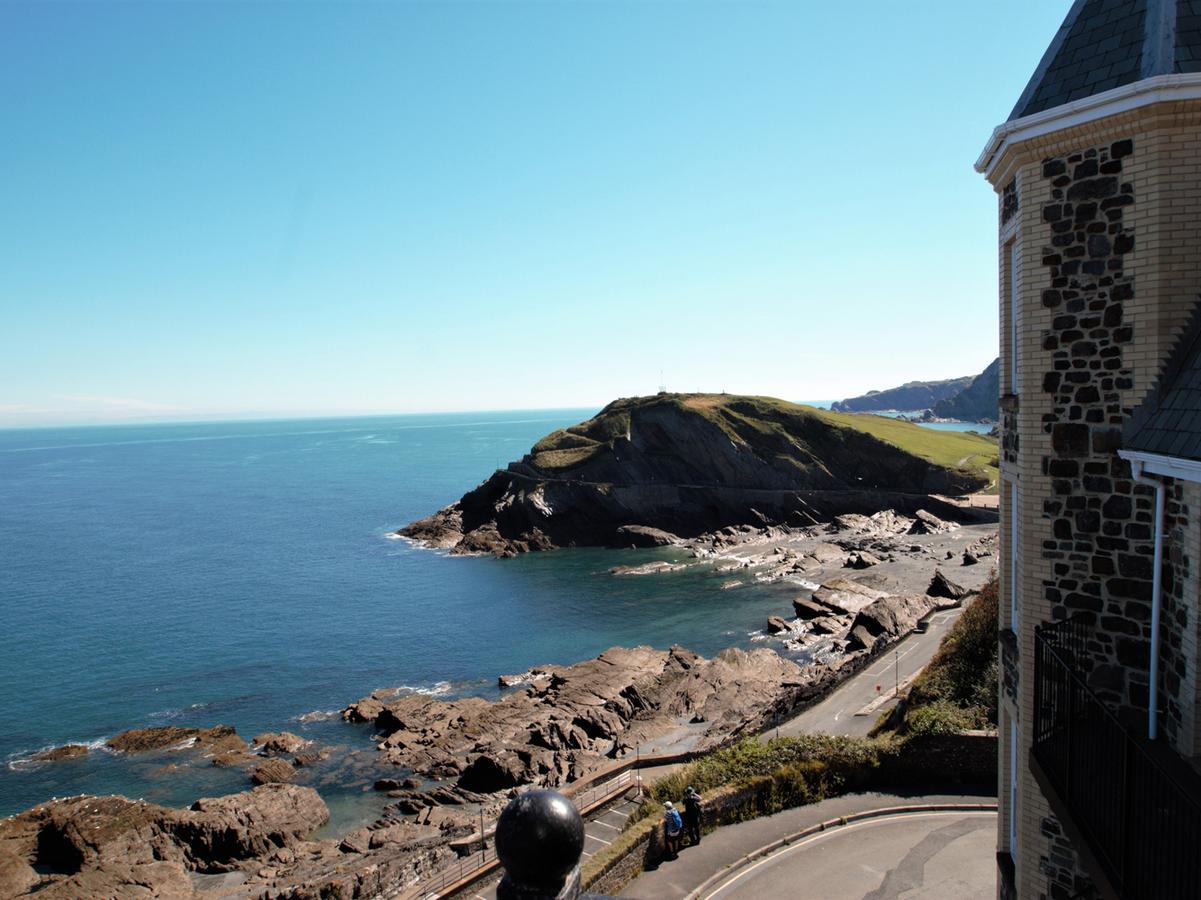 Ocean Breeze Villa Ilfracombe Eksteriør billede
